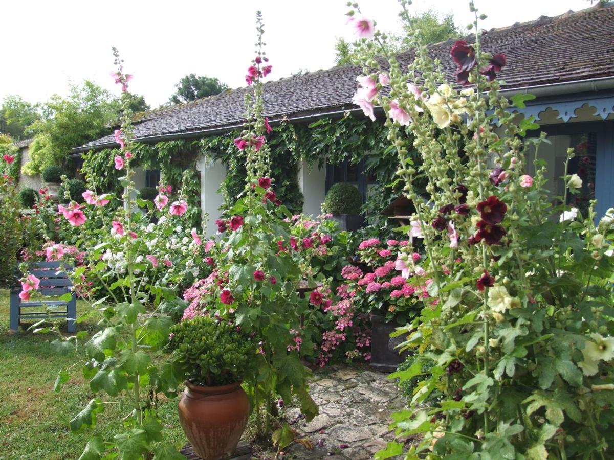 Bed and Breakfast Les Glycines Ury Zewnętrze zdjęcie