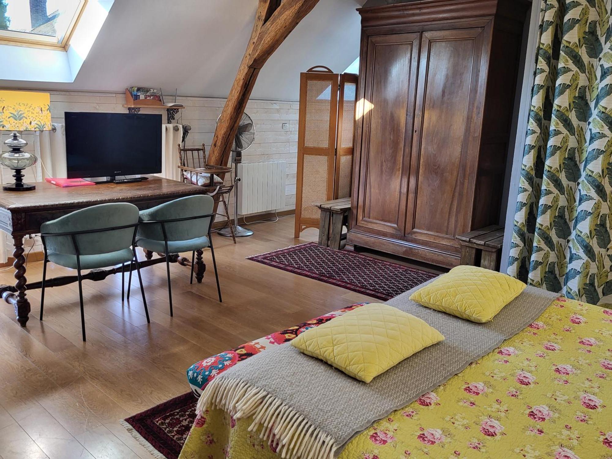 Bed and Breakfast Les Glycines Ury Zewnętrze zdjęcie